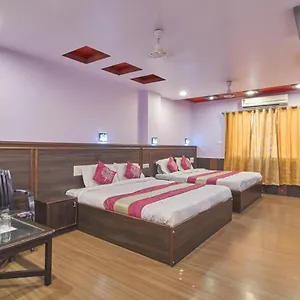 Deep Palace Near Bus Stand Udaipole Hotel