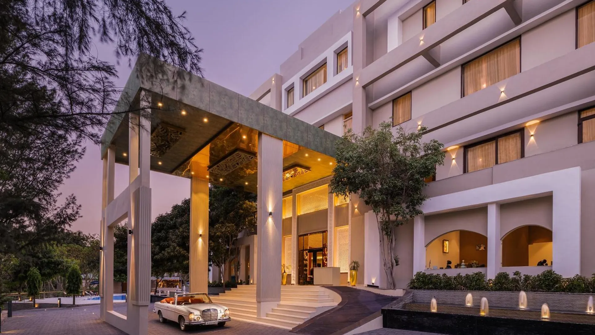 Essentia Luxury Resort & Spa Udaipur 5*,  India