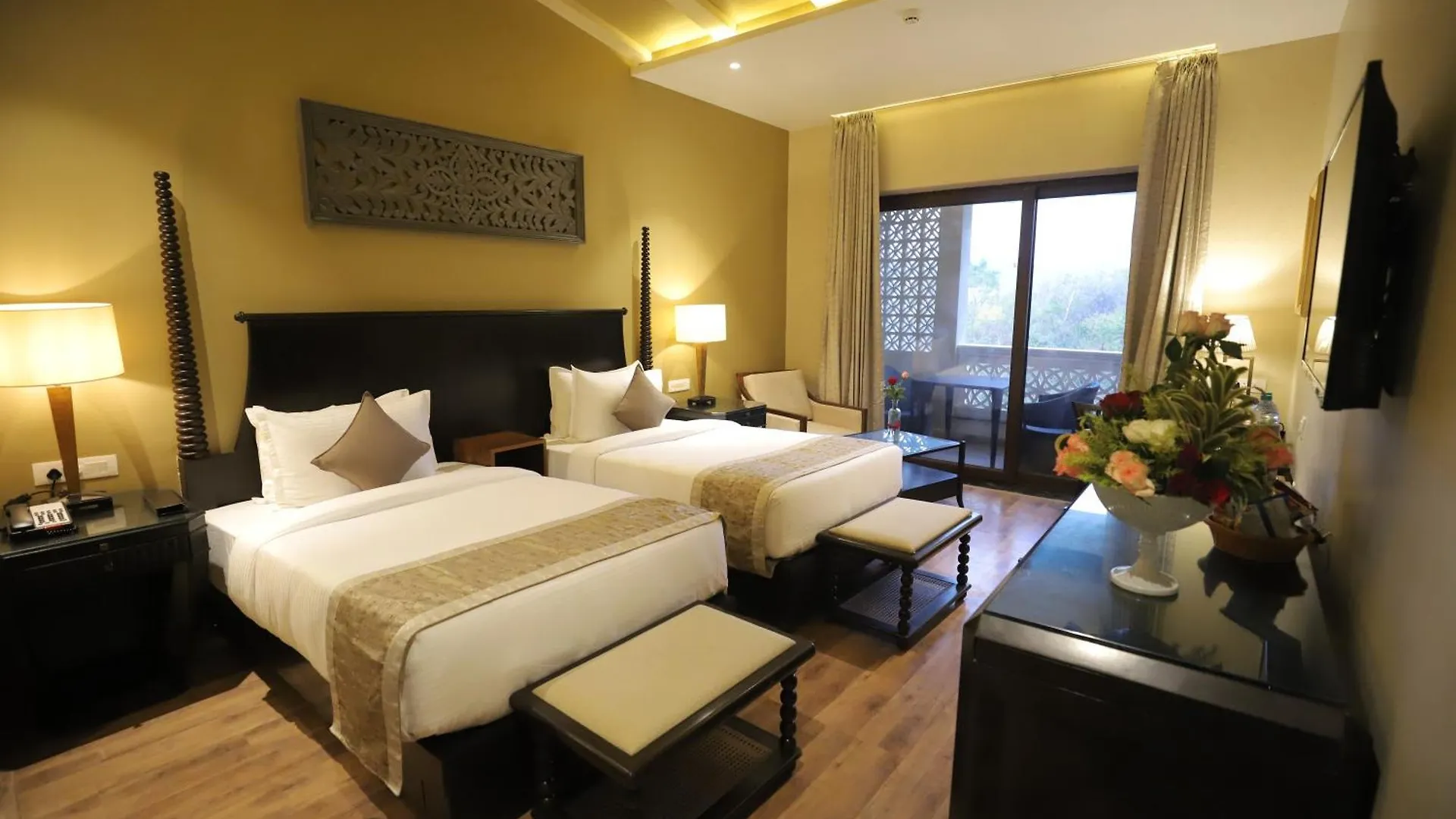 Essentia Luxury Resort & Spa Udaipur 5*,